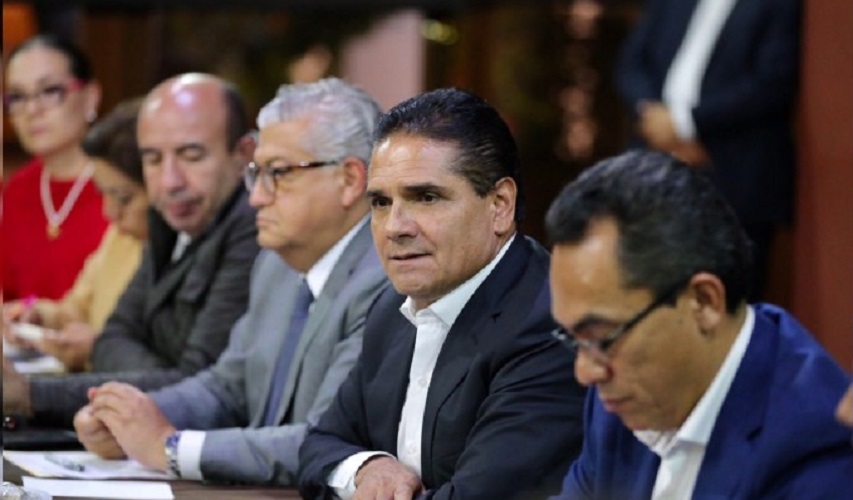 Silvano Aureoles en reunión con la CNTE Silvano Aureoles en reunión con la CNTE