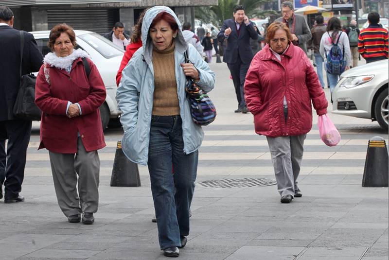 Clima frío y posibles nevadas en el norte del país prevé Meteorológico este domingo