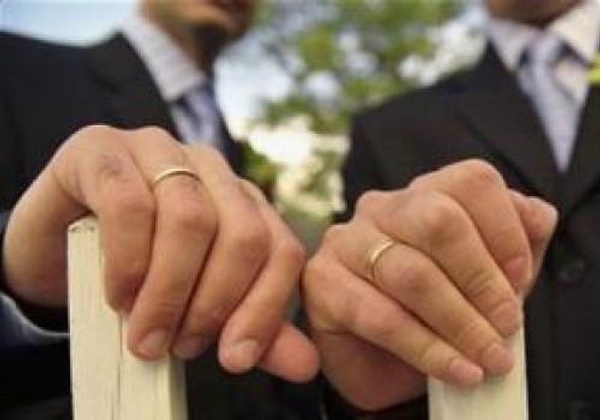 CdMx invita a parejas LGBTTTI a casarse en “bodas colectivas 2017”