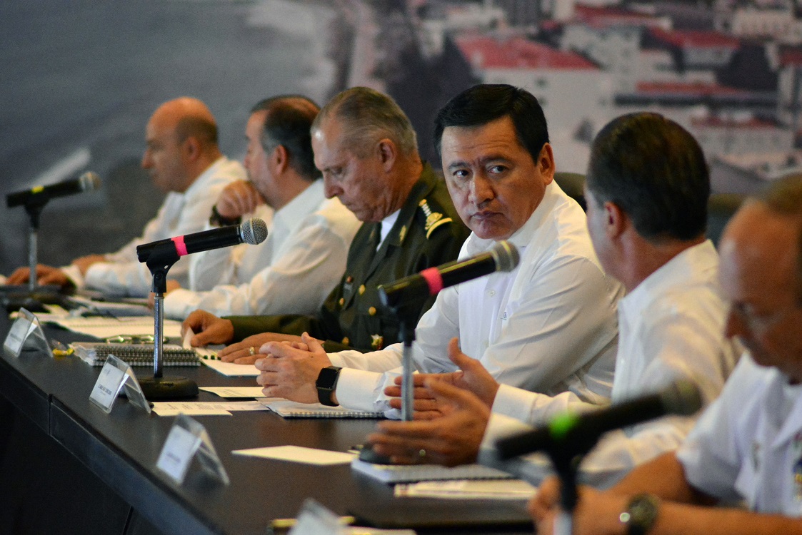 Encabeza Osorio Chong reunión de seguridad en Sinaloa