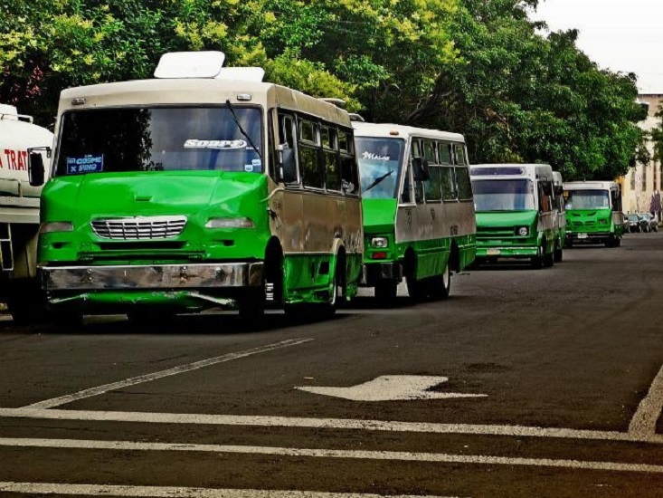 Piden microbuseros aumentar 3 pesos a tarifa del transporte en la CDMX