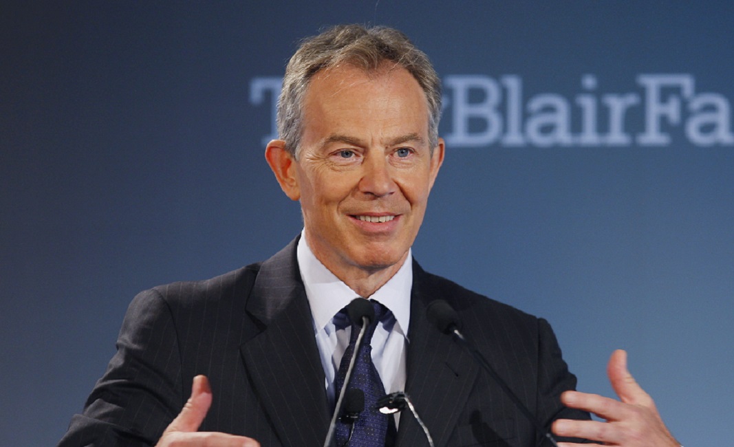 Llama ex premier británico Tony Blair a rebelarse contra el Brexit