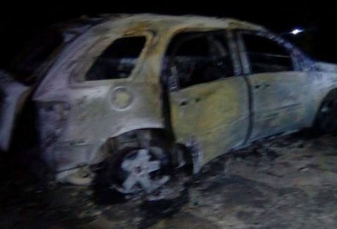 Hallan en Chilapa 5 cuerpos calcinados dentro de auto