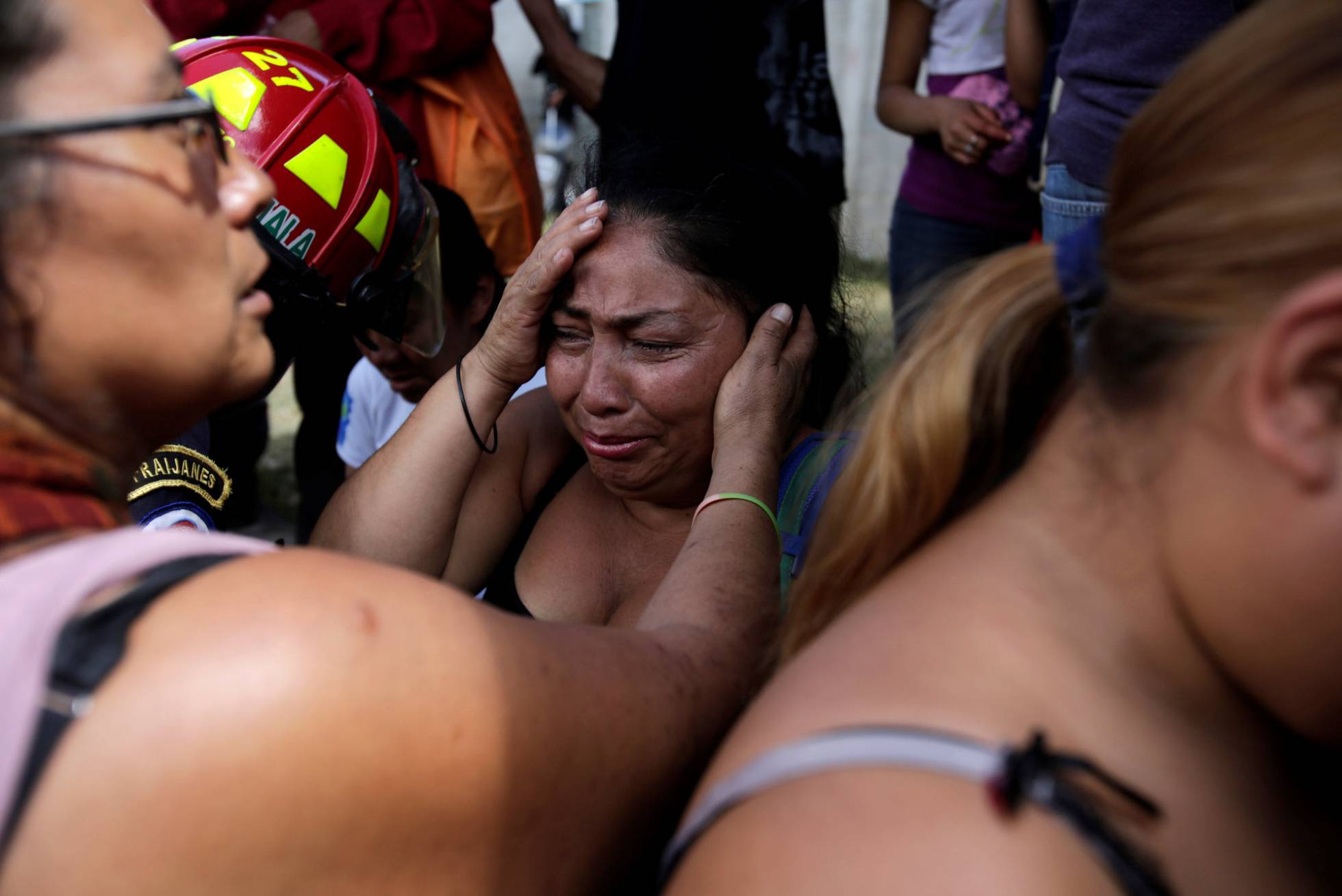 Al menos 19 muertos deja incendio en albergue para menores en Guatemala