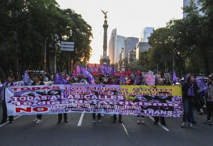 Manifestaciones en el Día Internacional de la Mujer, se denuncia violencia de género en diversos estados