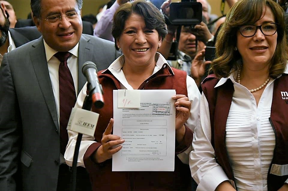 Presenta Delfina Gómez su declaración patrimonial