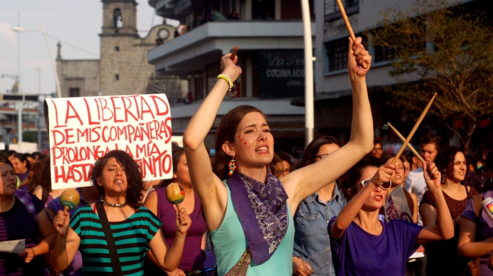 PALABRA DE ANTÍGONA: Frente Nacional Feminista y la Contradicción