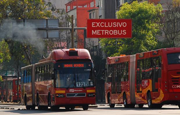 Accidentes en el Metrobús, ¿culpa de los ciudadanos o de los conductores?