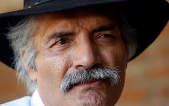 Posponen traslado de Mireles a Michoacán