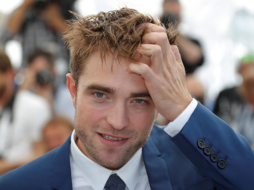 Robert Pattinson deslumbra en Cannes