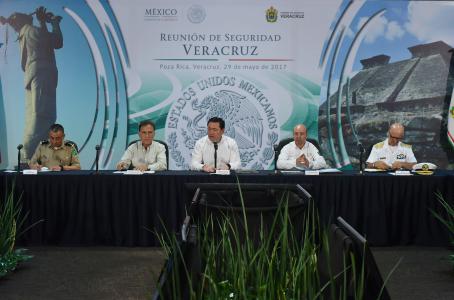 Osorio Chong refrenda apoyo para acciones en seguridad en Veracruz