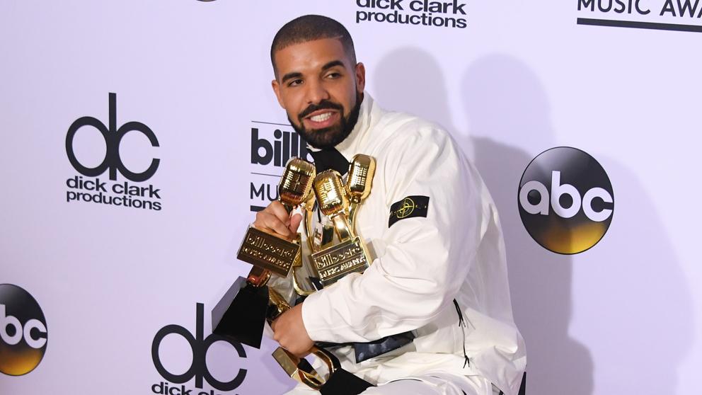 Drake impone récord en los premios Billboard