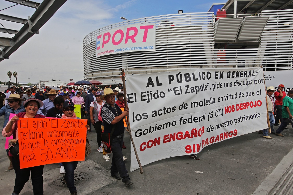 Ejidatarios de El Zapote viajan a la CDMX para manifestarse y tomar las instalaciones de la SCT