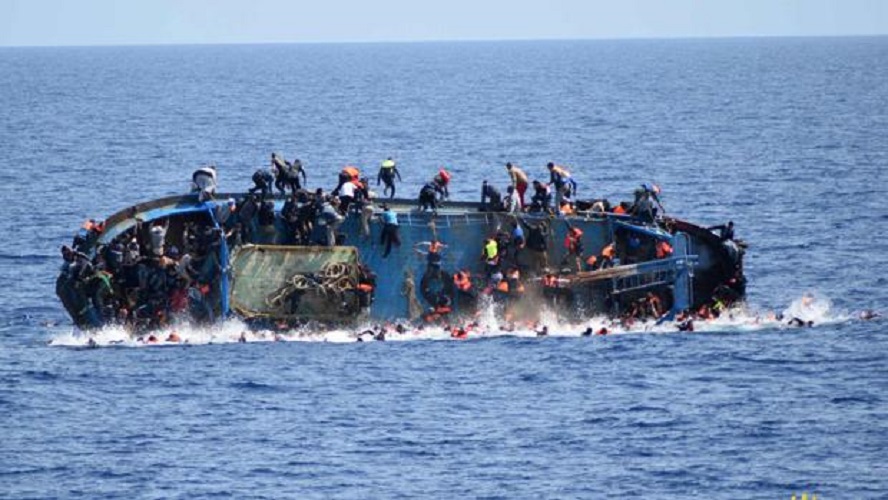 Mueren 34 inmigrantes en el Mediterráneo tras naufragar su embarcación