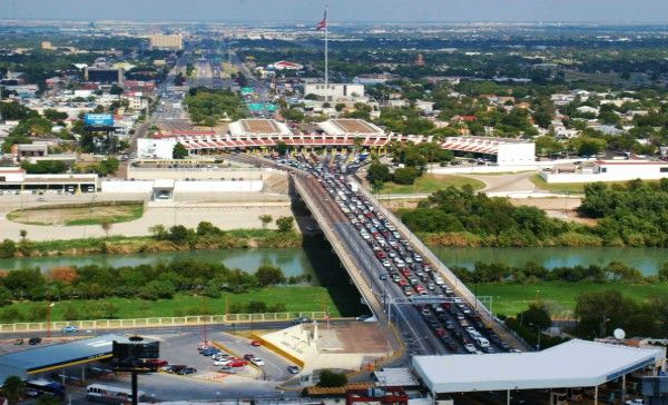 Restablecen operaciones en puente internacional en Nuevo Laredo