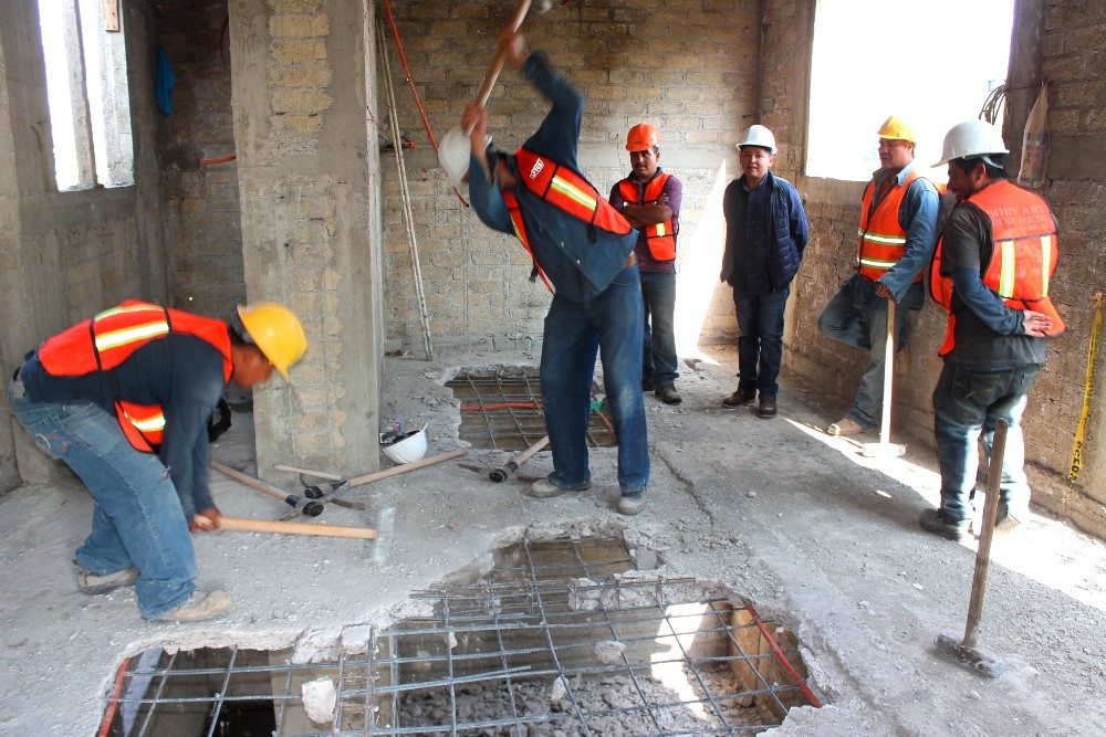 Inicia en la CDMX demolición de pisos en construcciones irregulares