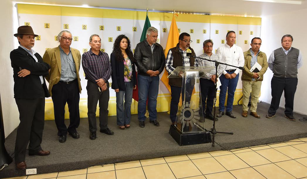 Militantes del PRD reconocen triunfo de MORENA en EDOMEX