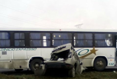 Choque en Circuito Exterior Mexiquense deja 6 muertos