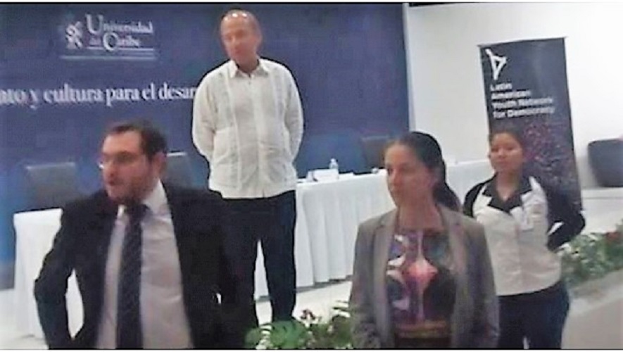 Llaman mantenido, mentiroso y asesino a Felipe Calderón (+video)