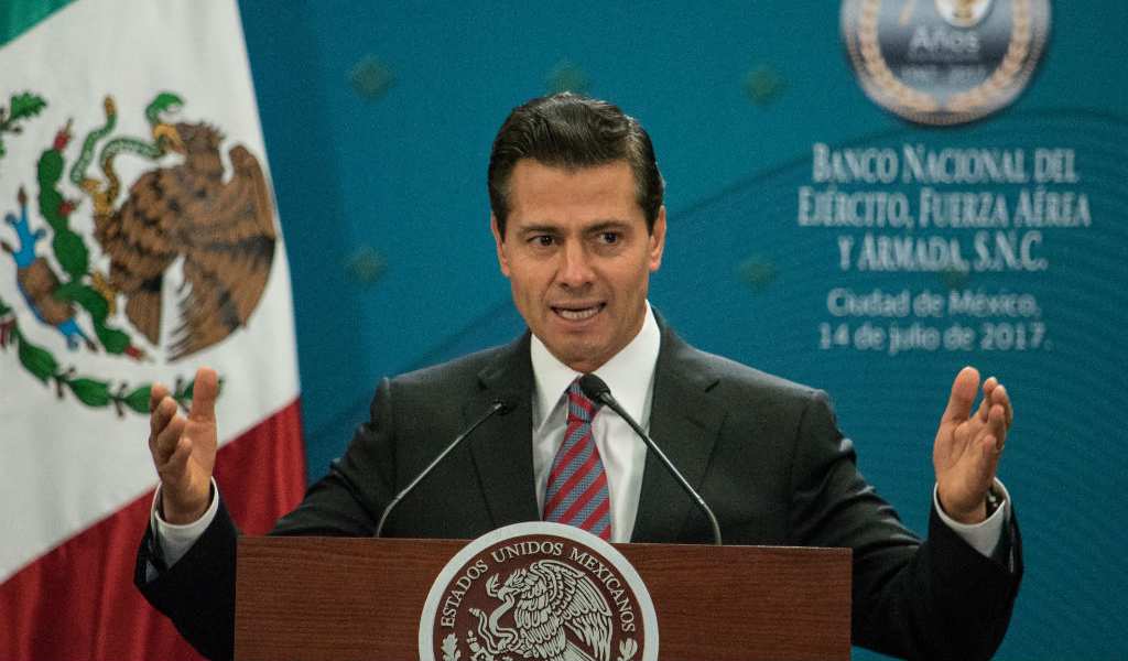 Ligero aumento en aprobación de Peña Nieto