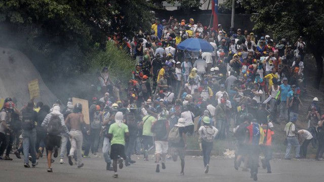 Venezuela inicia paro cívico de 48 horas contra Maduro