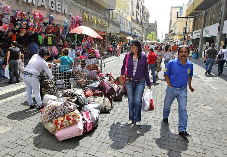 Cuauhtémoc avanza en la regularización del comercio en vía pública