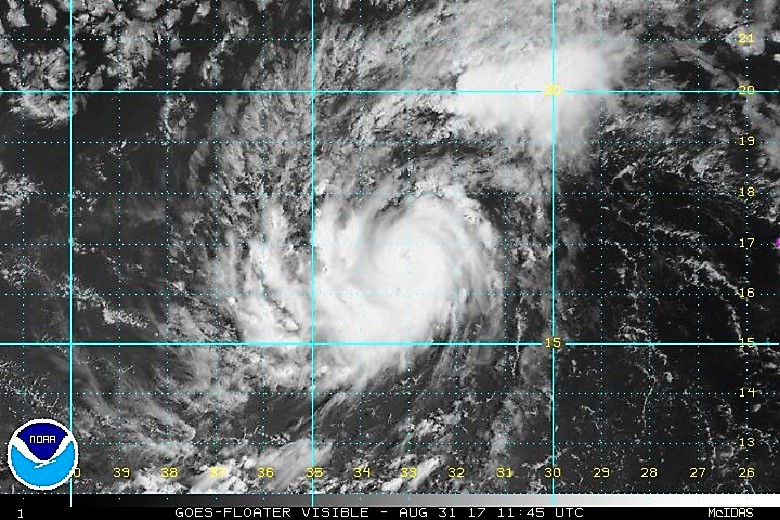 El huracán Irma se convierte en categoría 3