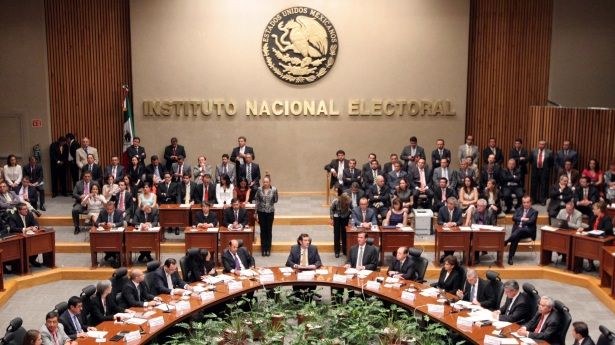 Consejero electoral del PRD demanda al INE se conduzca con austeridad