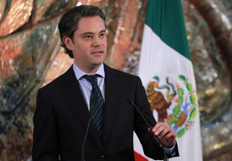 Destaca Nuño Mayer el impulso al Modelo Dual mexicano