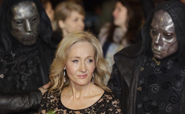 J.K. Rowling se disculpa por criticar a Trump