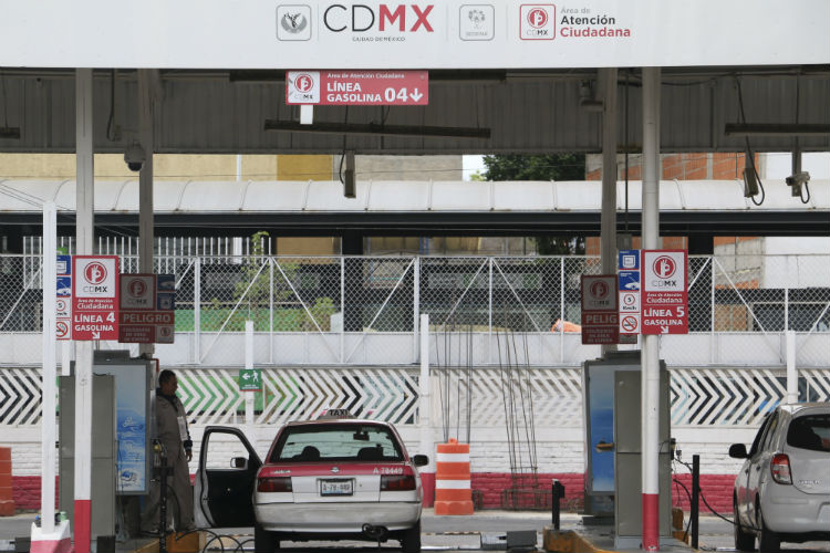 Revocan autorizaciones en verificentros de la CDMX