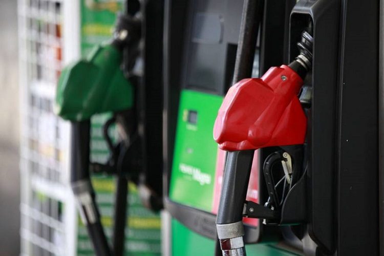 Aumenta precio de combustibles en fin de semana