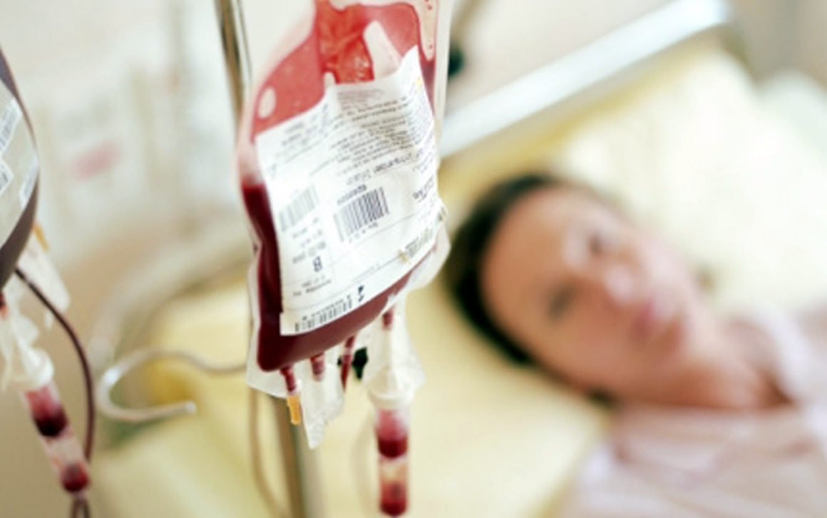 Polémica terapia para rejuvenecer: inyectarse sangre joven