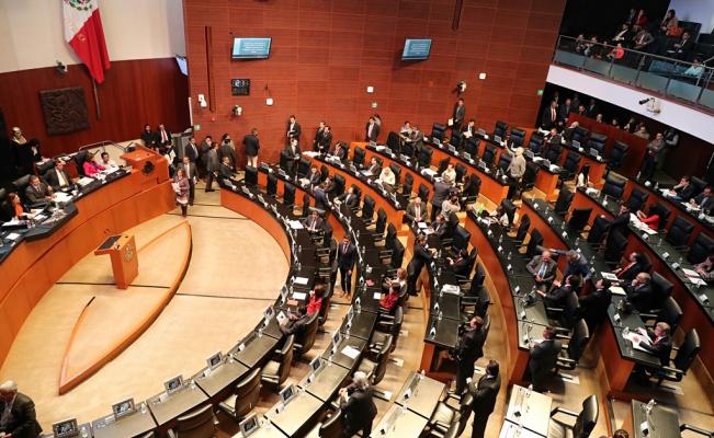 Senado da “carpetazo” a destitución de Santiago Nieto