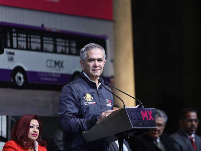 Mancera pide al Frente Ciudadano pensar en propuestas y no caer en vicios priistas