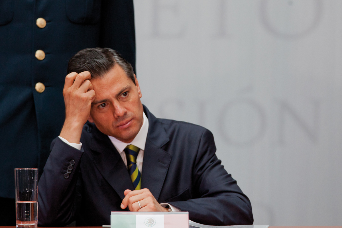 NOTITAS AL PASTOR: Ya se está tardando mucho Peña Nieto en “destapar” a su “favorito”