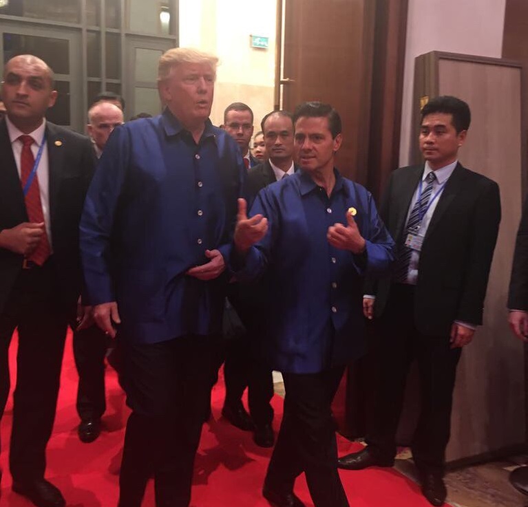 Peña Nieto y Trump sostienen diálogo informal en cena de líderes de APEC