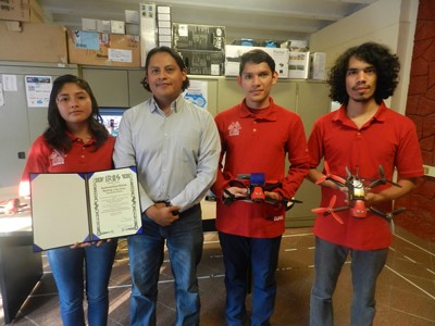 El equipo mexicano, QuetzalC++ ganador en la competencia de drones autónomos (ADR) en Vancouver Canadá
