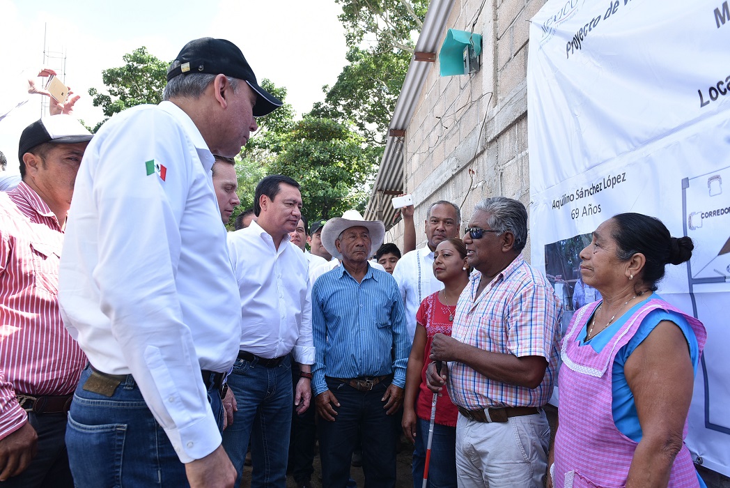 En el proceso de reconstrucción, lo único que interesa es estar cerca de la gente: Osorio Chong