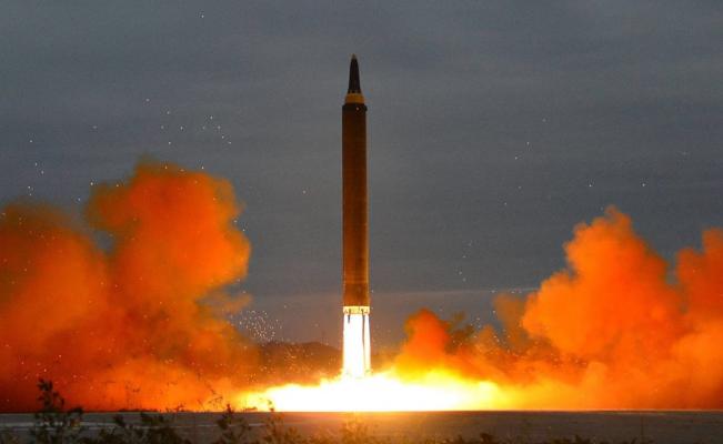 Corea del Norte realiza nuevo lanzamiento de misil balístico