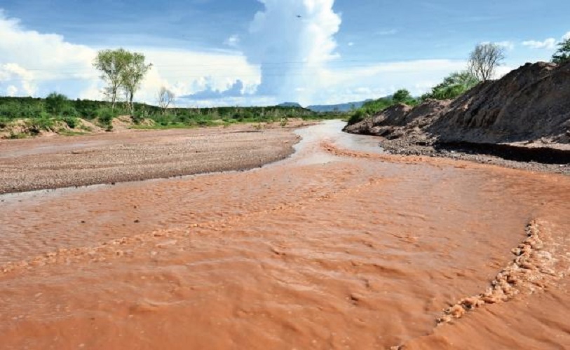 El río Sonora y una ciudad en cenizas