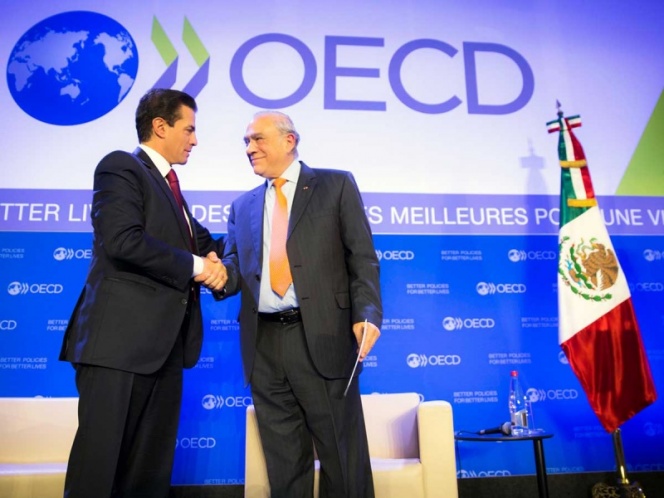 Ante OCDE, Peña Nieto da decálogo para hacer reformas estructurales