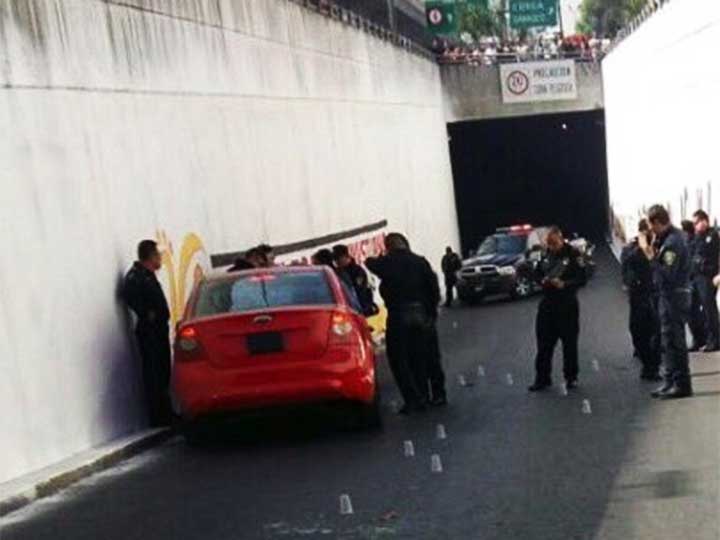 Policía de Edomex es ejecutado en avenida Oceanía