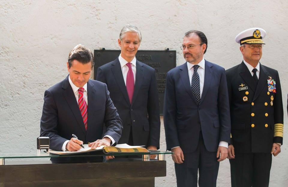 En 2017, logramos mantener el barco a flote: Peña Nieto