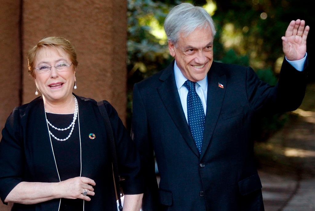 Bachelet y Piñera se reúnen para coordinar cambio de mando