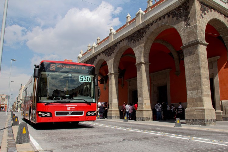 Metrobús y Suburbano tendrán horario especial en fiestas decembrinas