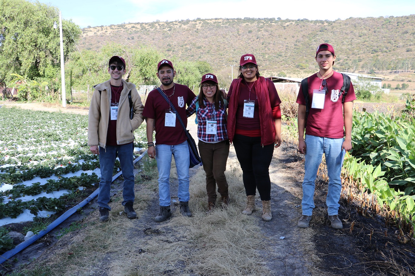 Biólogos y biotecnólogos del IPN cumplen con brigadas de servicio social en Michoacán