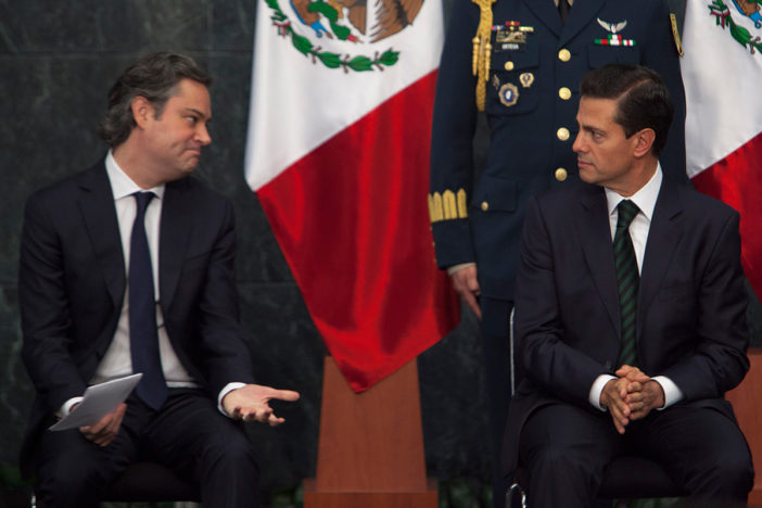 Peña Nieto dará mensaje esta tarde; prevén que anuncie salida de Nuño de la SEP