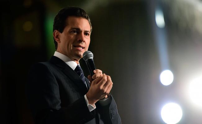 Peña Nieto suspende actividades; se va de vacaciones