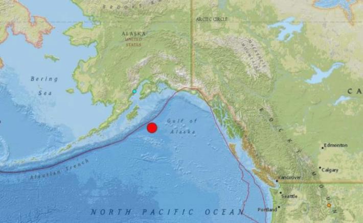 Sismo de 7.9 grados sacude a Alaska